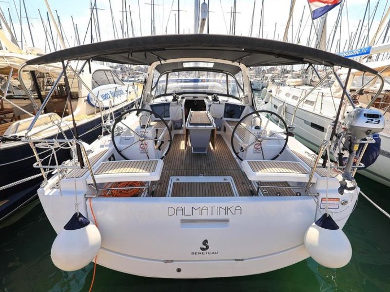 Photo of undefined, image 1 of 19