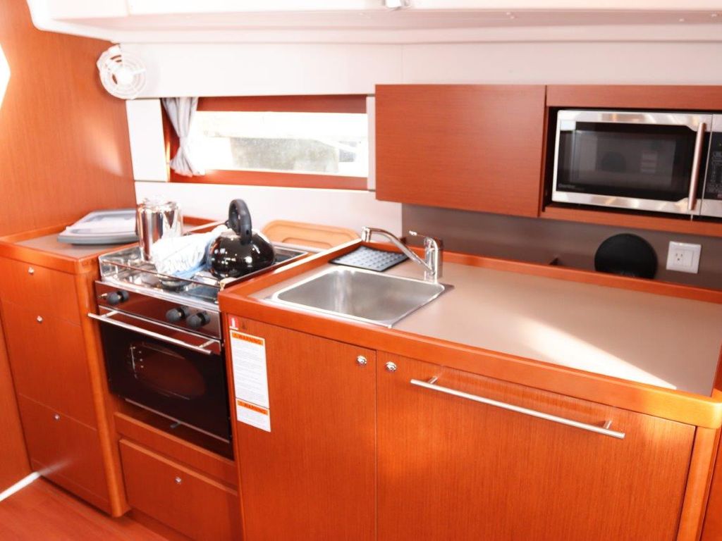 Boat picture 17