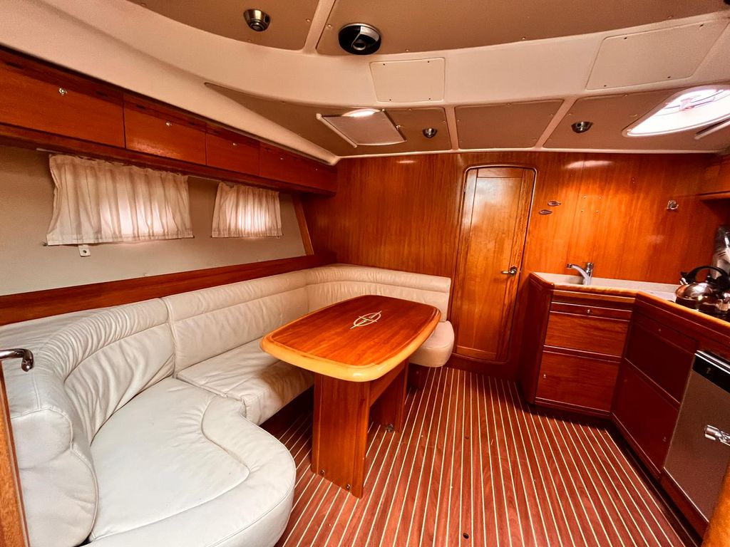Boat picture 9