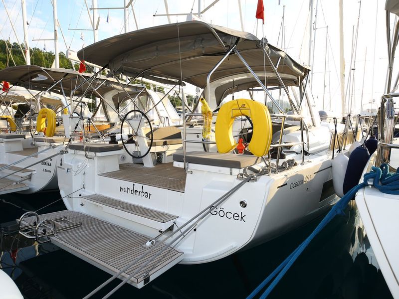 Photo of undefined, image 1 of 7