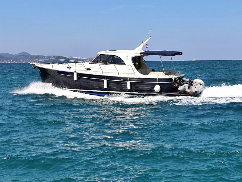 Boat image