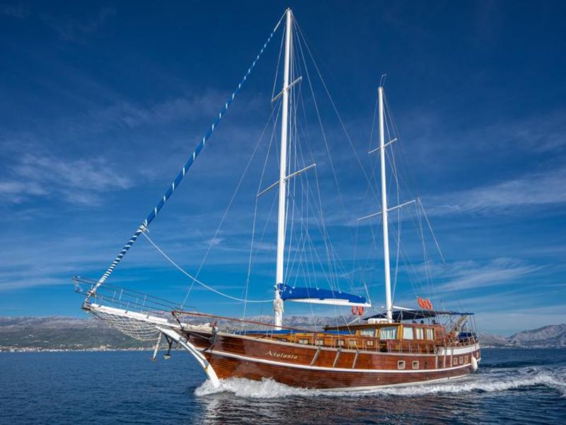 Photo of undefined, image 1 of 39