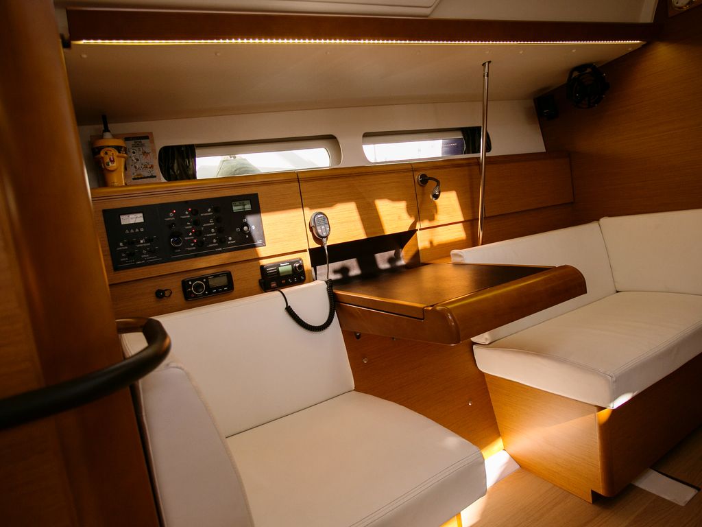 Boat picture 9