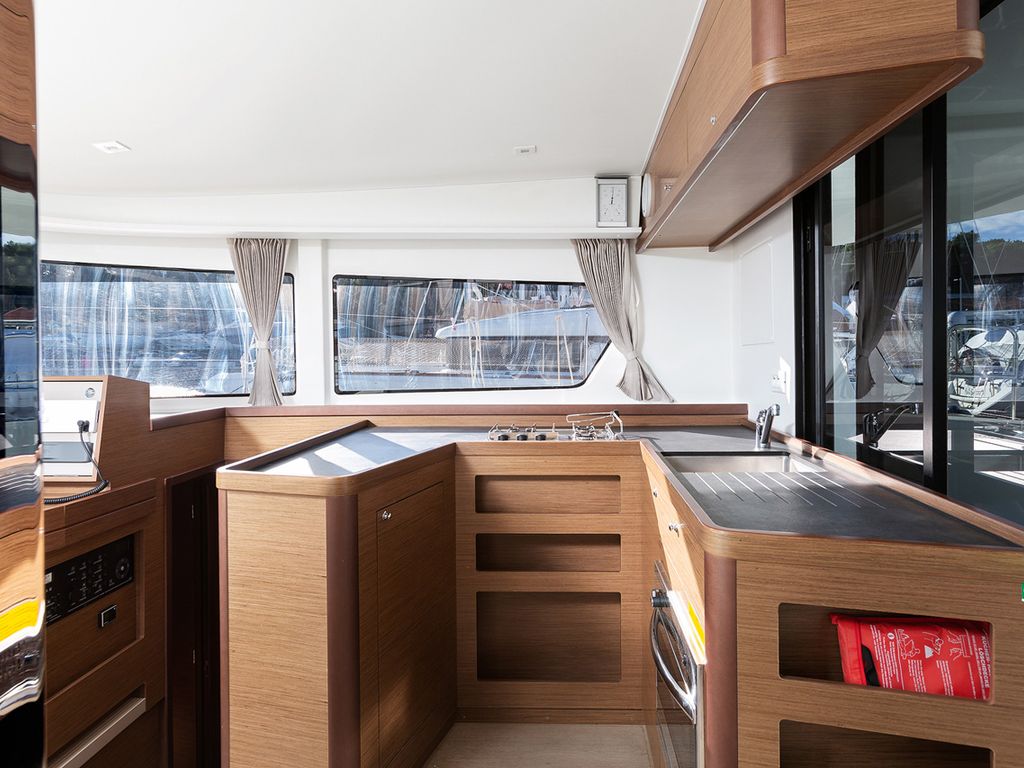 Boat picture 11