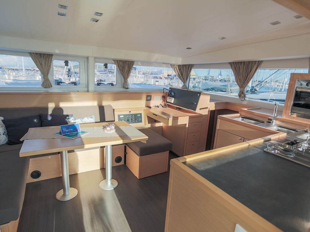 Boat picture 9