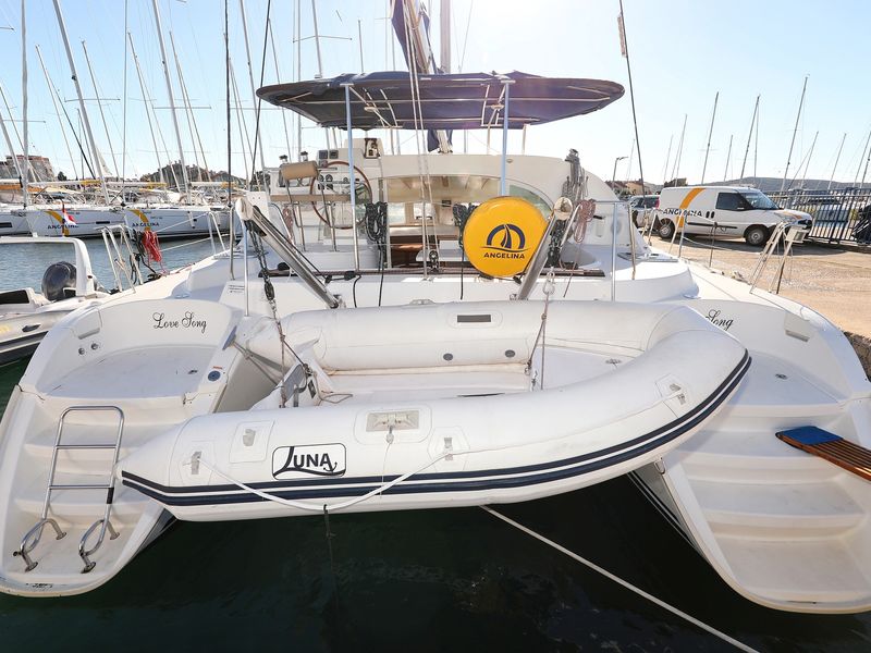 Photo of undefined, image 1 of 50