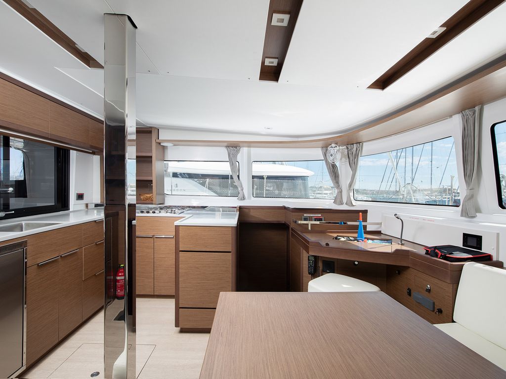 Boat picture 17