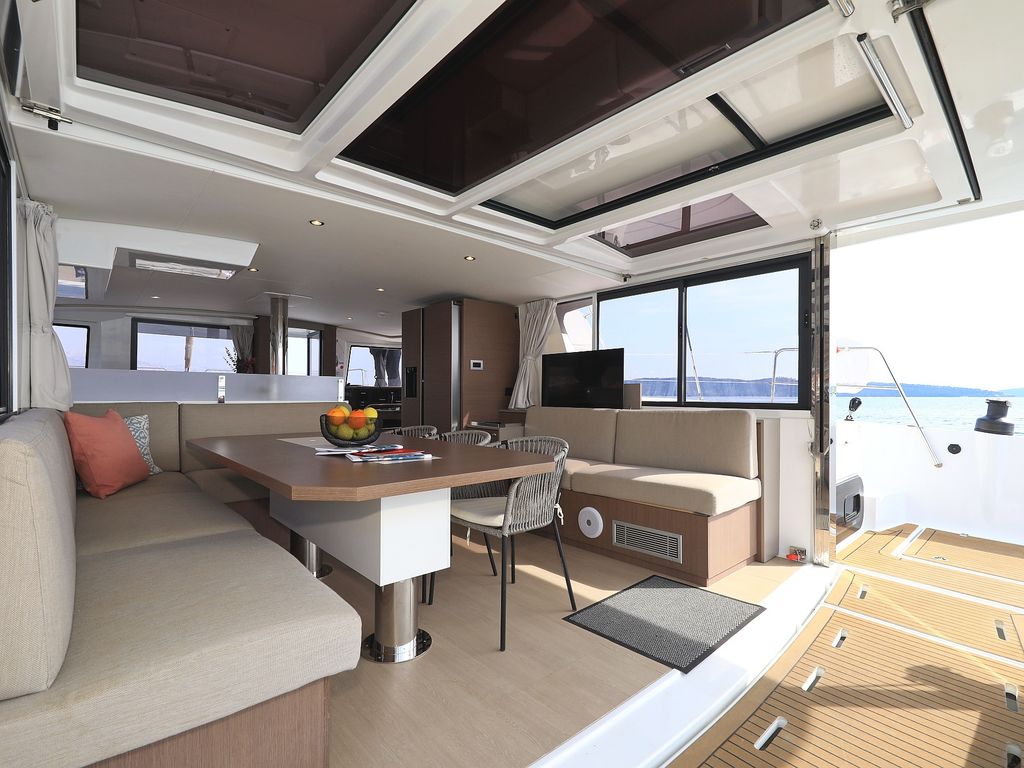 Boat picture 12