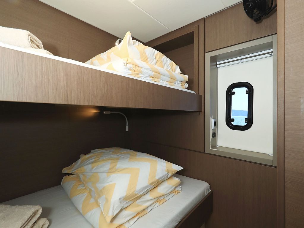 Boat picture 17