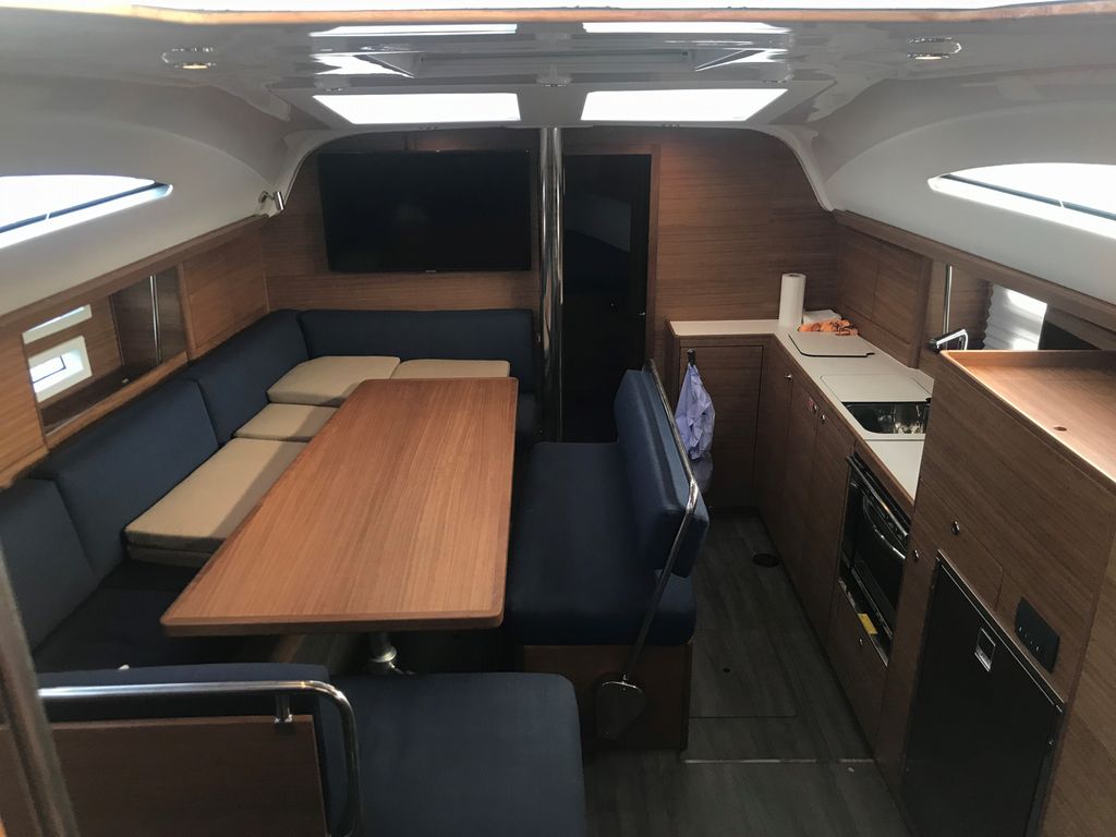 Boat picture 9