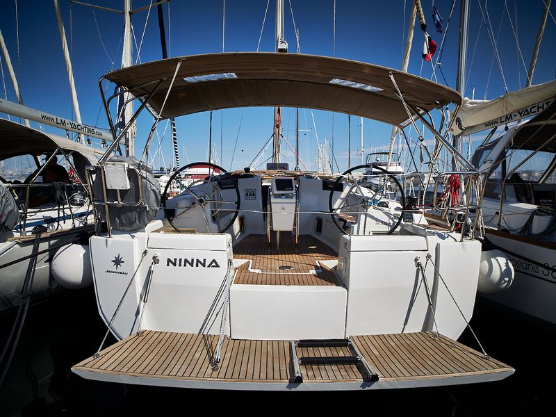 Photo of undefined, image 1 of 15