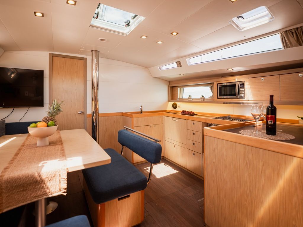 Boat picture 9