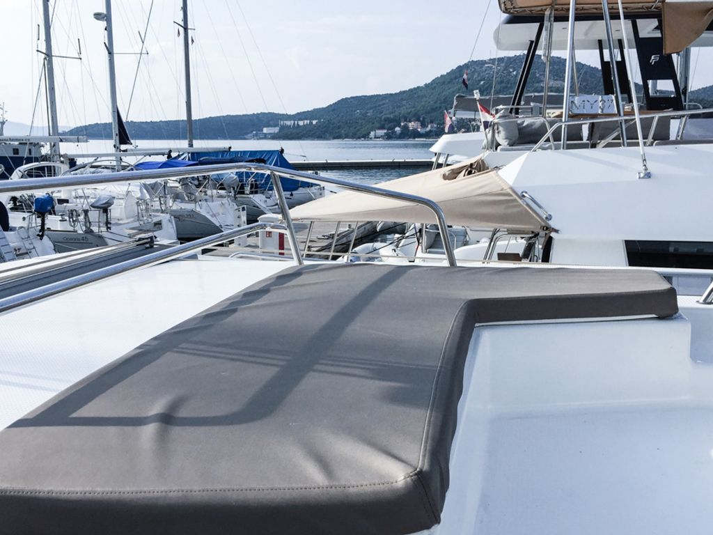 Boat picture 17