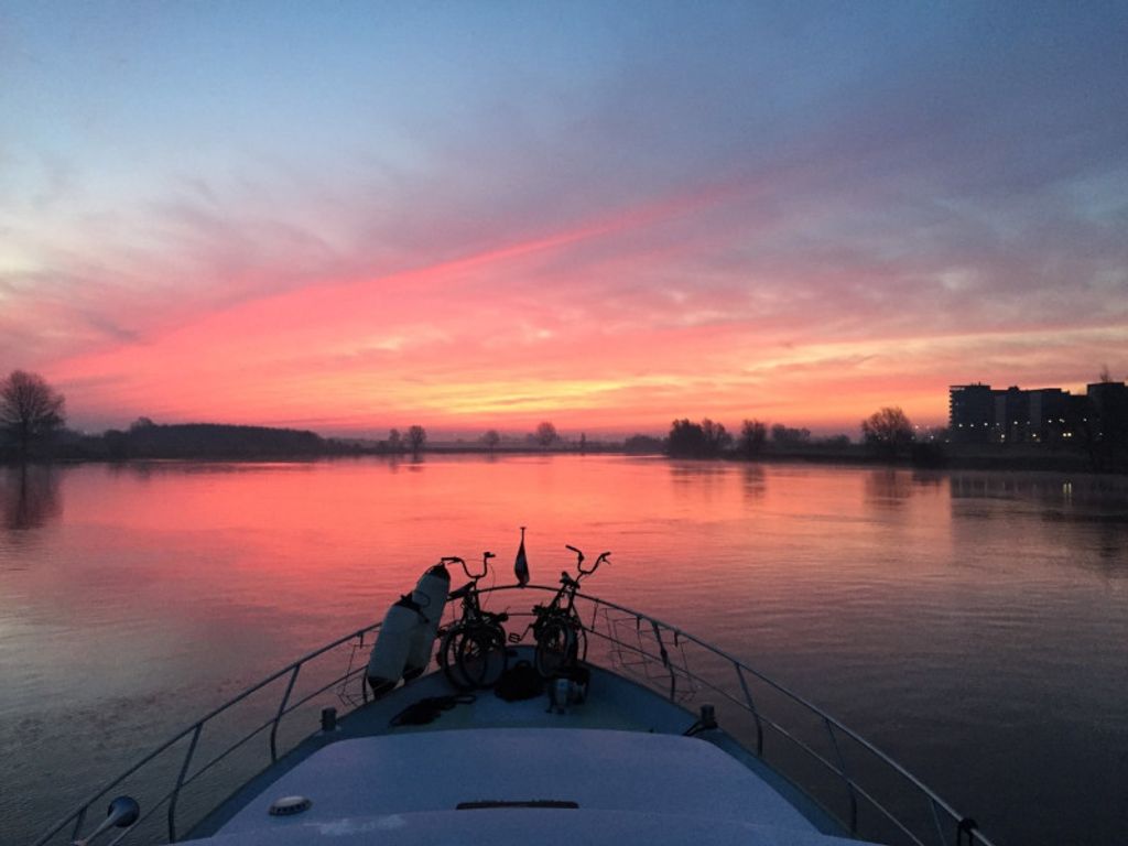 Boat picture 27