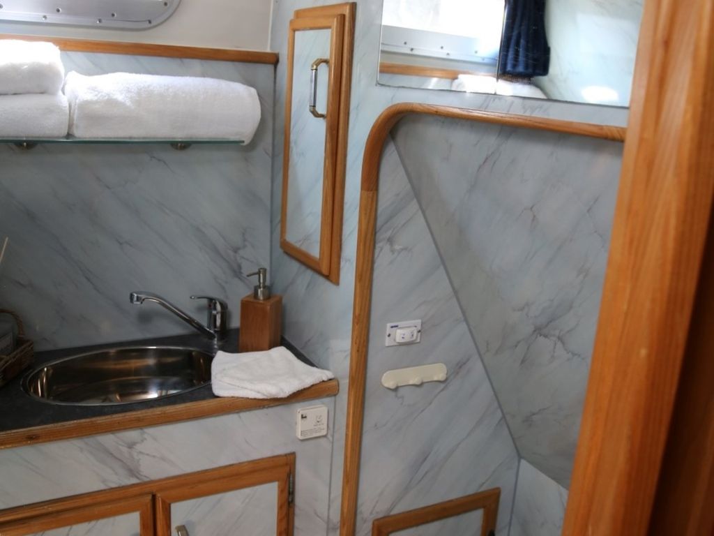 Boat picture 12