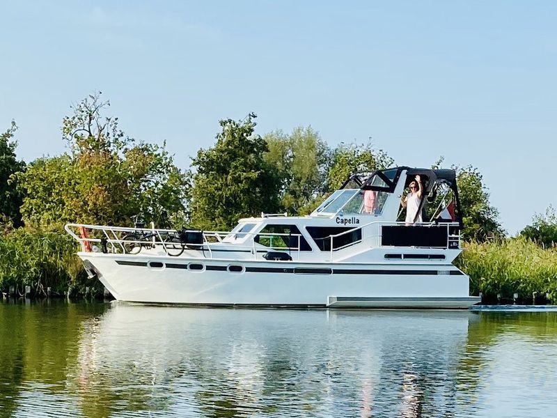 Boat picture 1