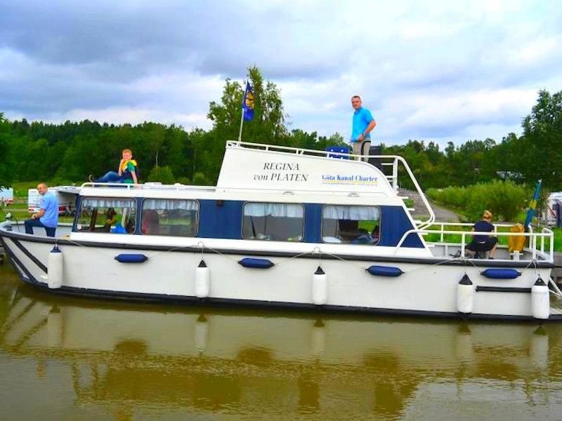 Boat image