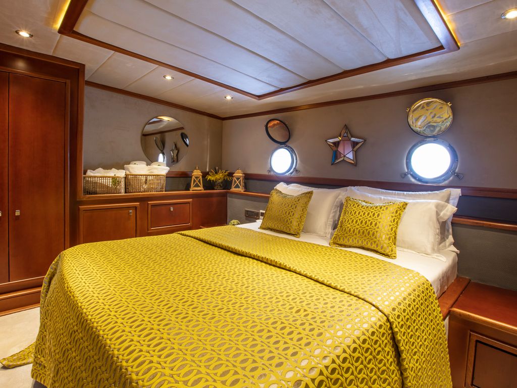 Boat picture 2