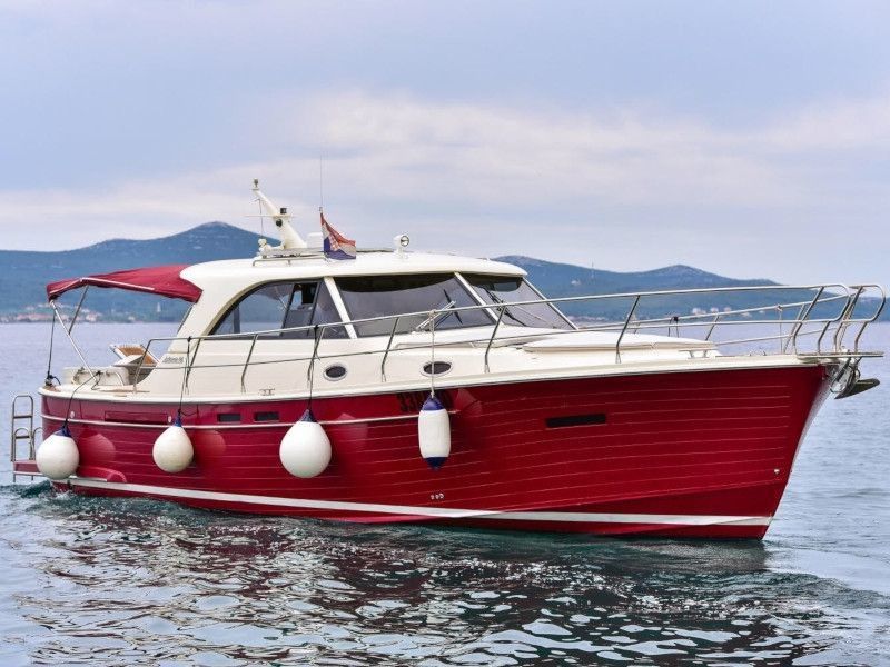 Boat image