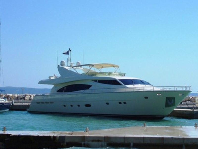 Photo of undefined, image 1 of 4