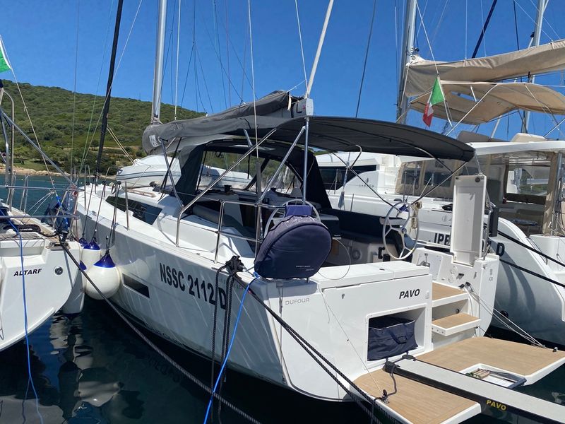 Photo of undefined, image 1 of 24