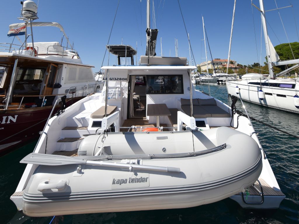 Boat picture 16