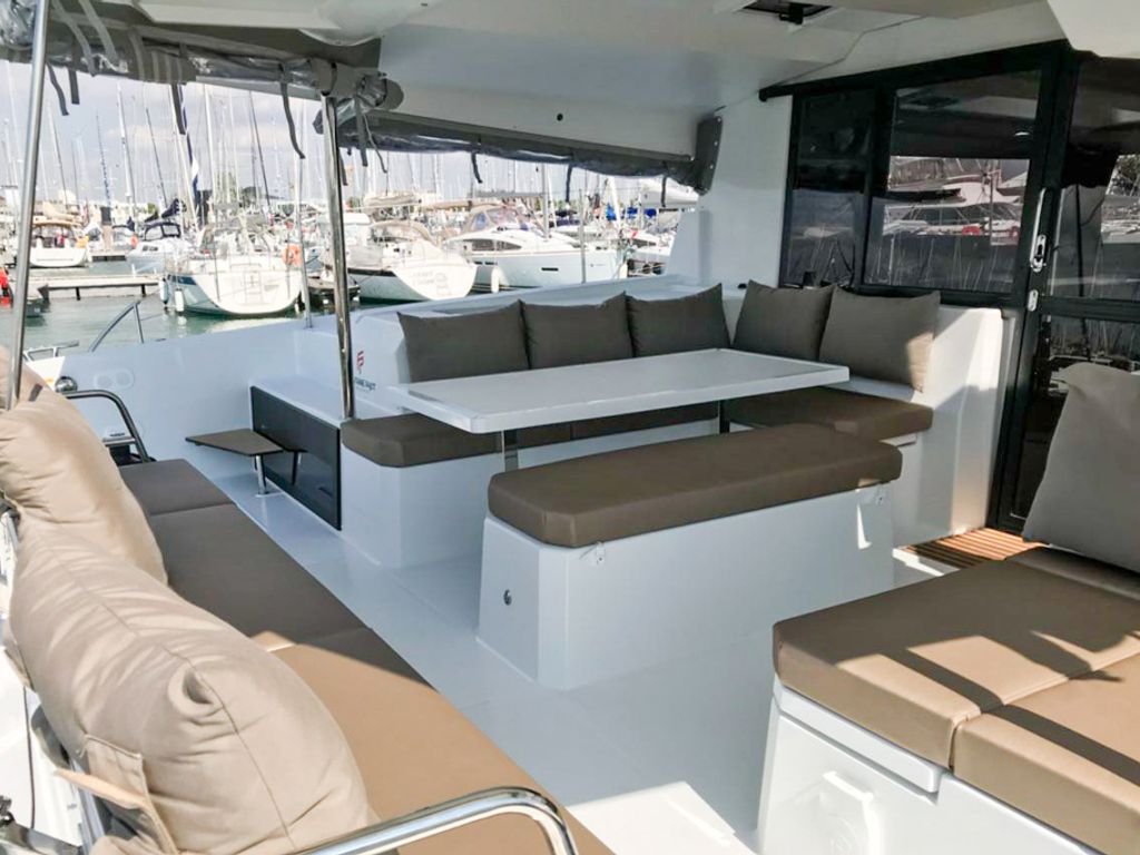 Boat picture 17