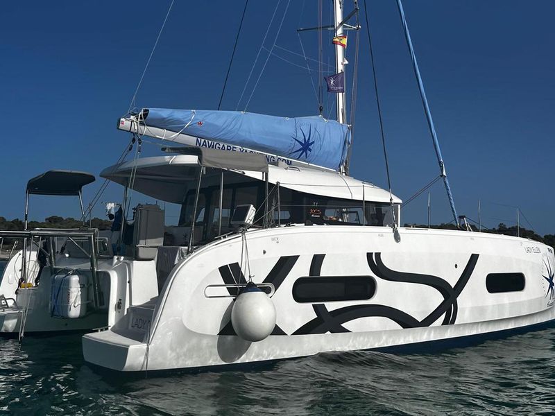 Photo of undefined, image 1 of 11