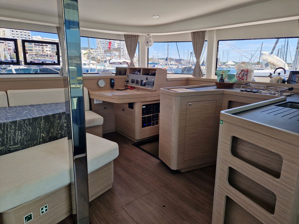 Boat picture 15