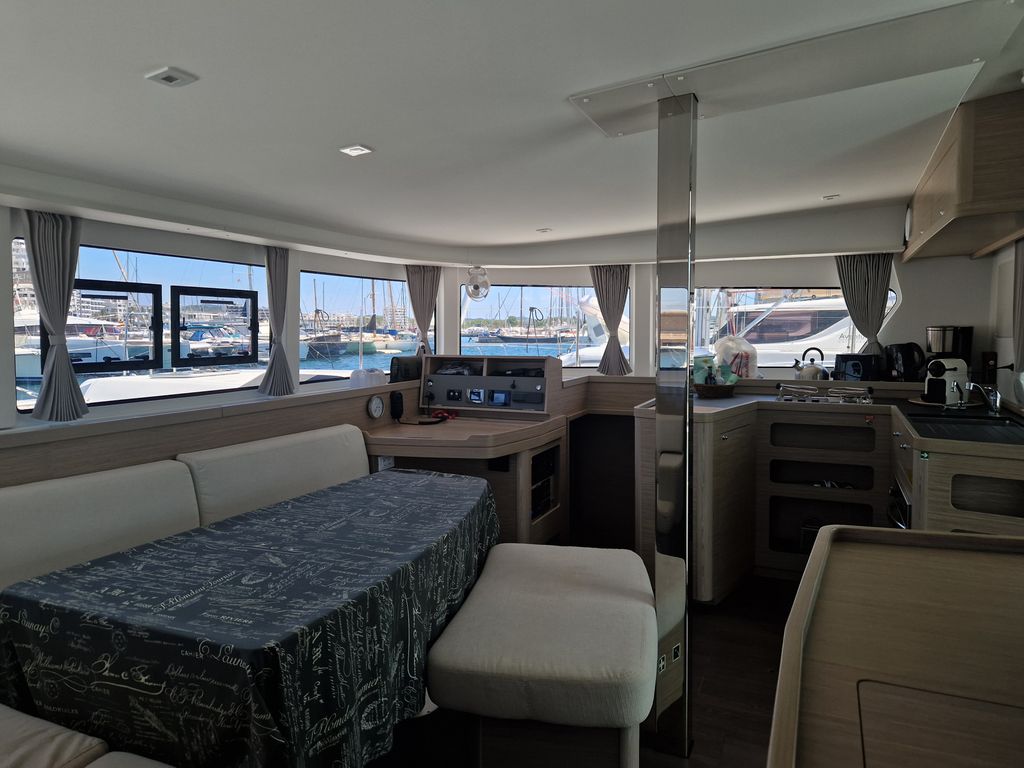 Boat picture 24