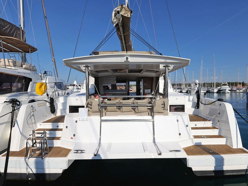 Photo of undefined, image 1 of 25