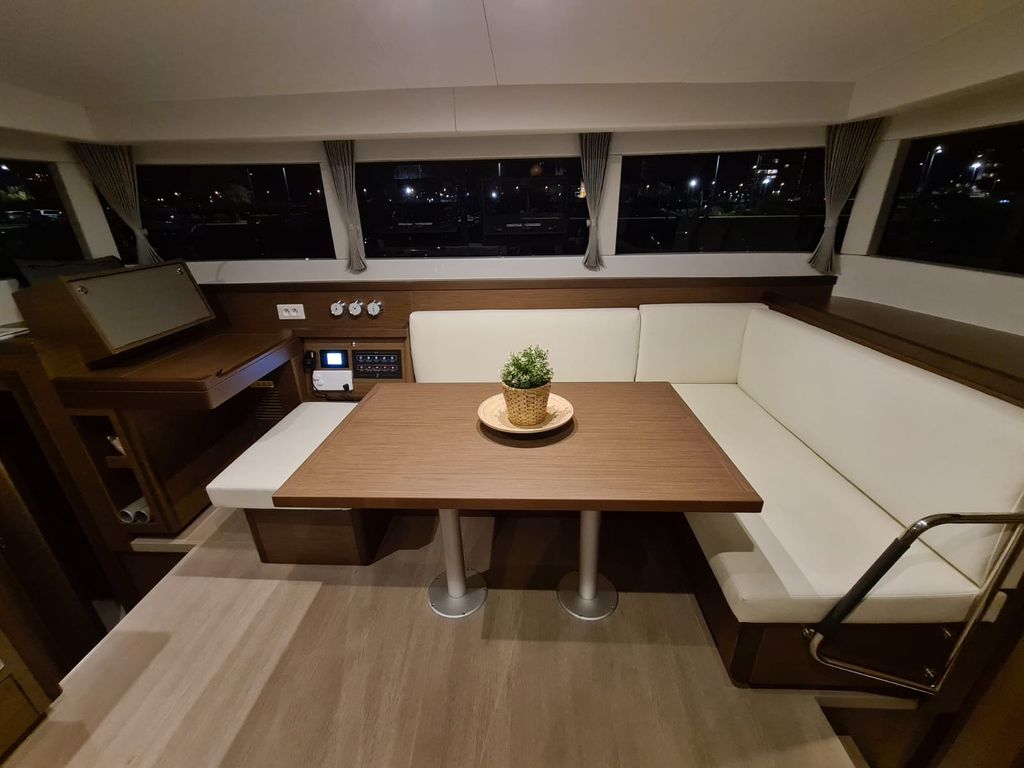 Boat picture 14
