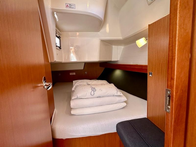 Photo of undefined, image 1 of 8