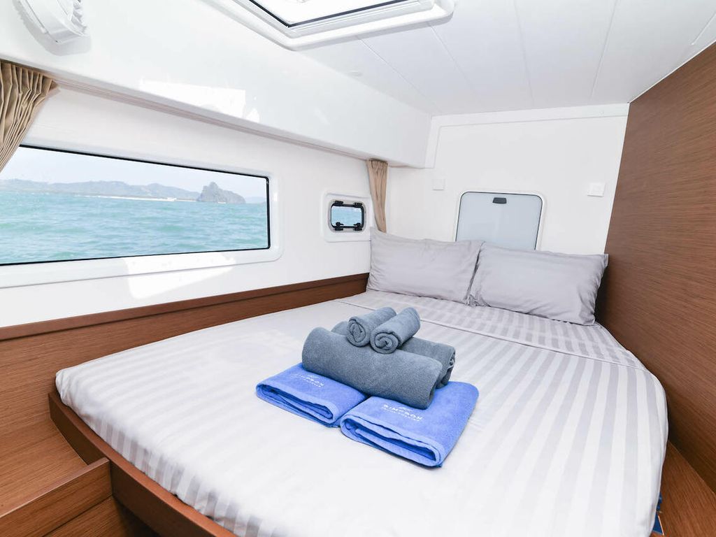 Boat picture 16