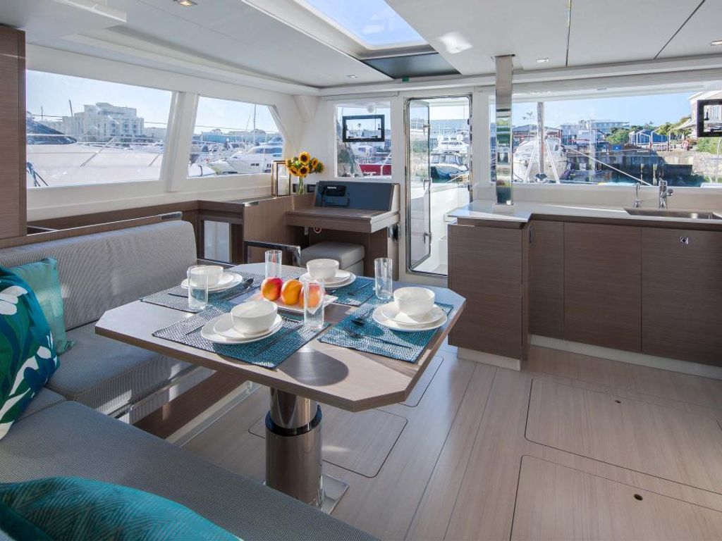 Boat picture 9