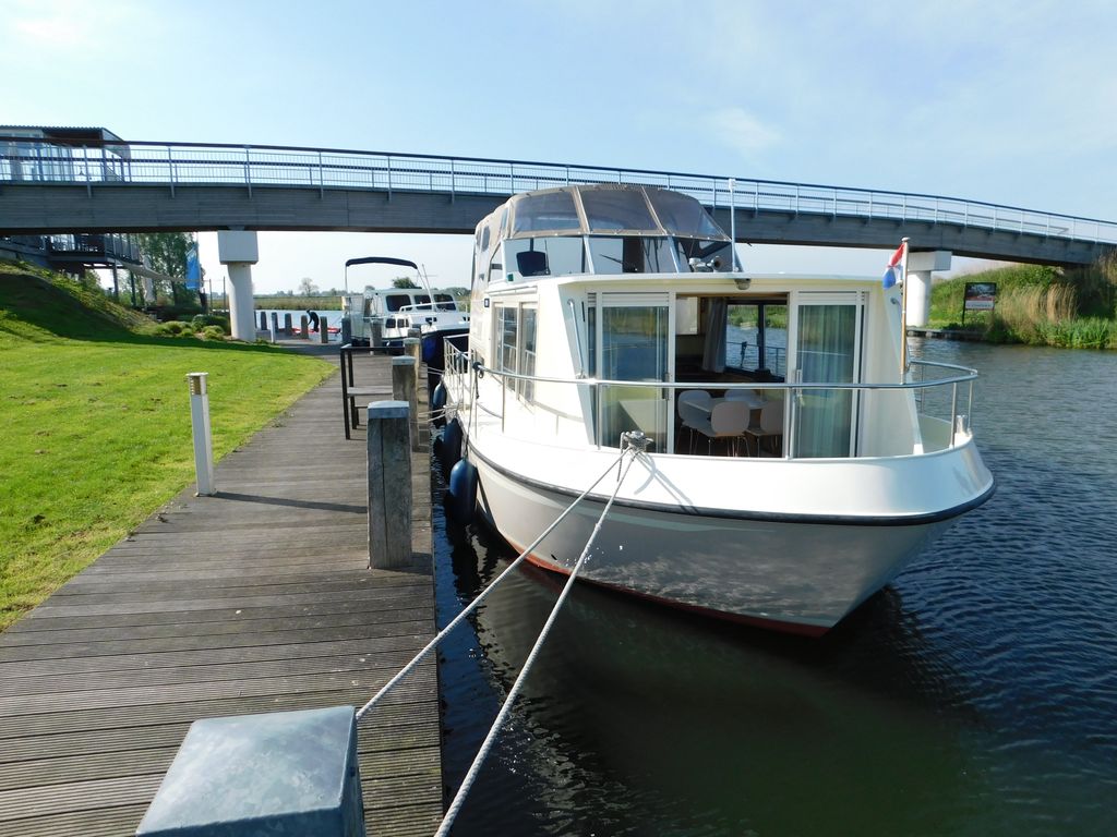 Boat picture 7