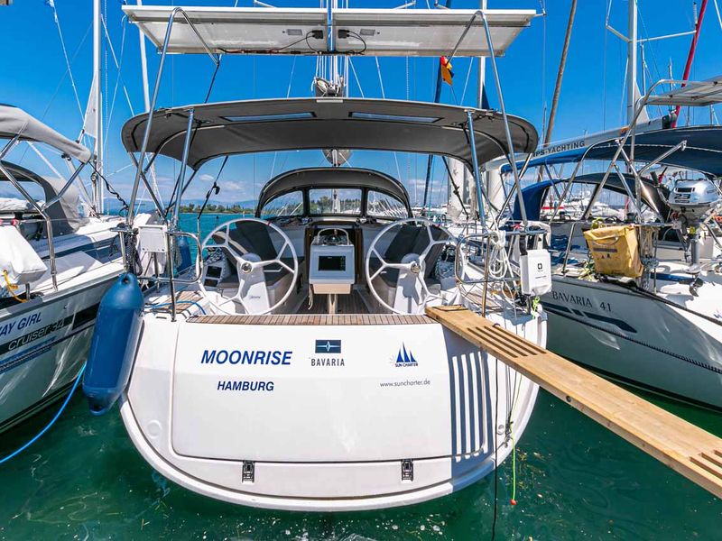 Photo of undefined, image 1 of 18