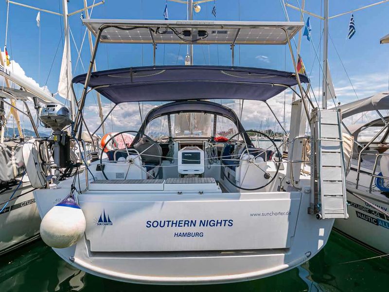 Photo of undefined, image 1 of 17