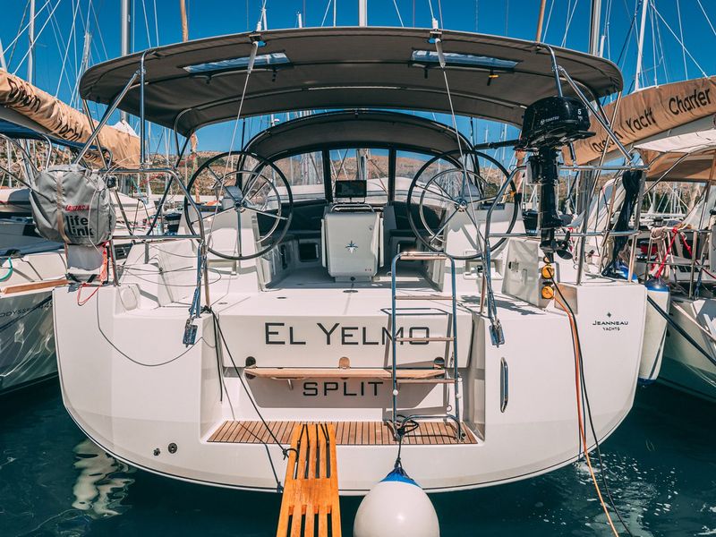 Photo of undefined, image 1 of 23