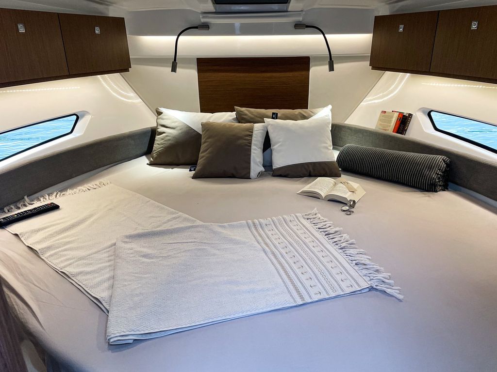 Boat picture 12