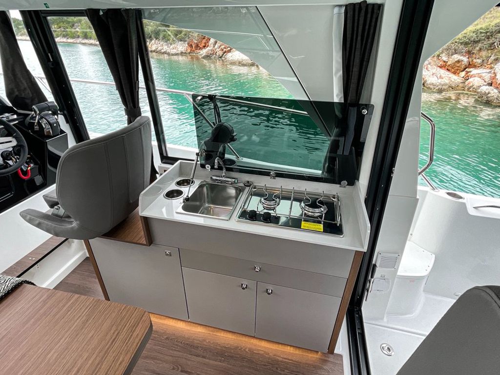 Boat picture 7