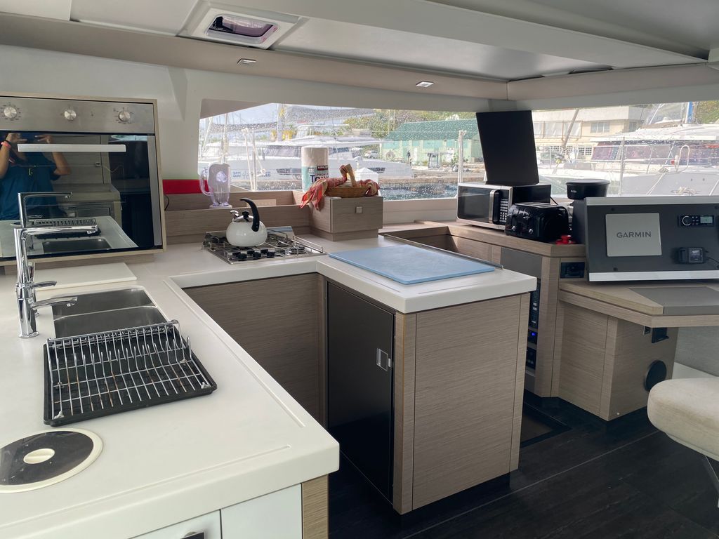 Boat picture 9
