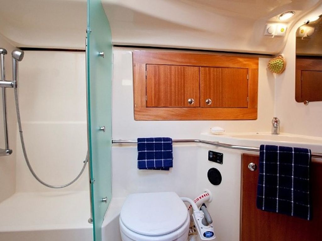 Boat picture 9