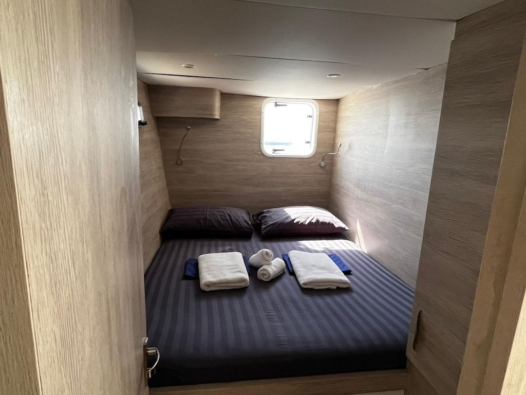 Boat picture 14
