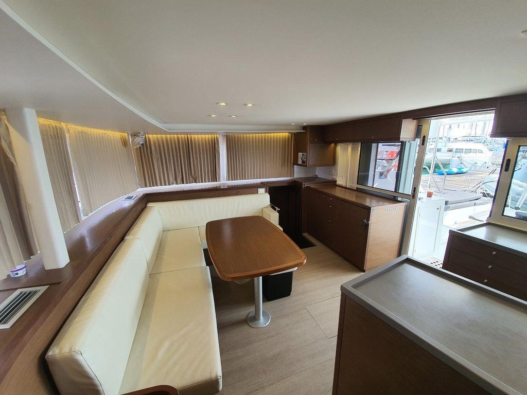 Boat picture 9