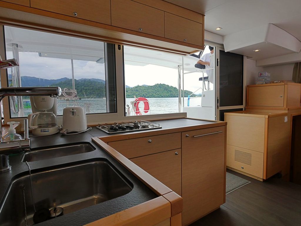 Boat picture 18
