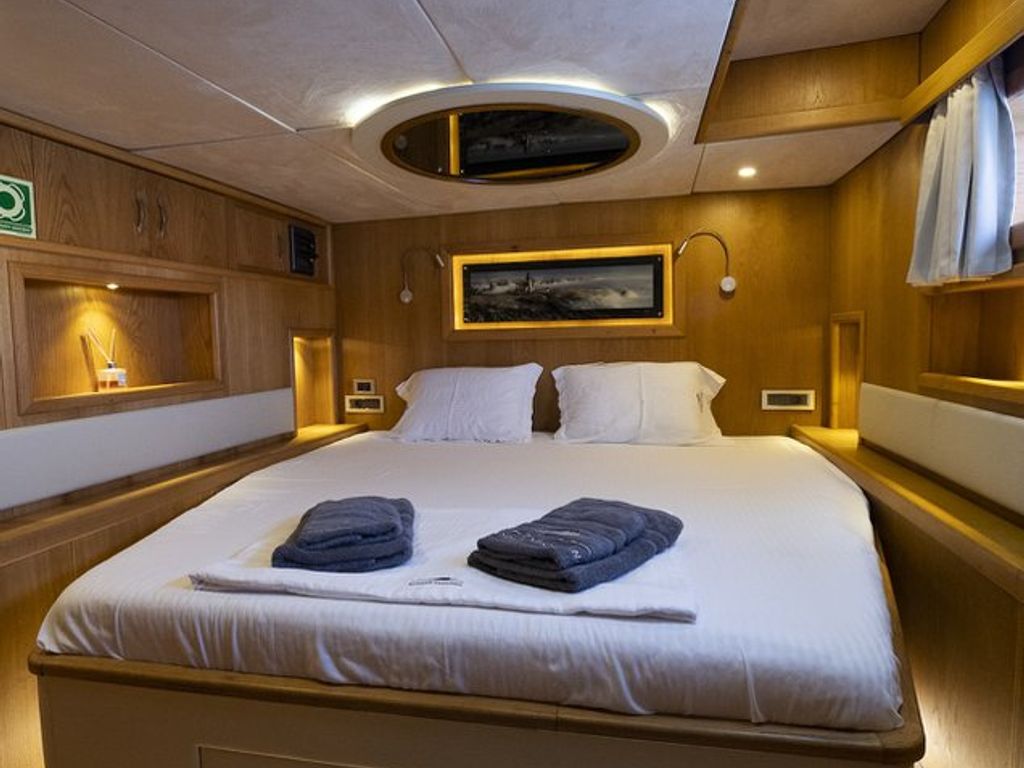 Boat picture 16