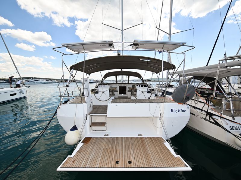 Photo of undefined, image 1 of 17