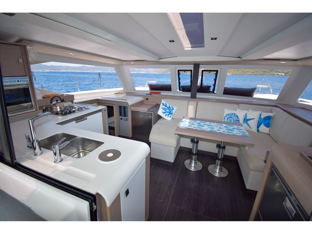 Boat picture 14