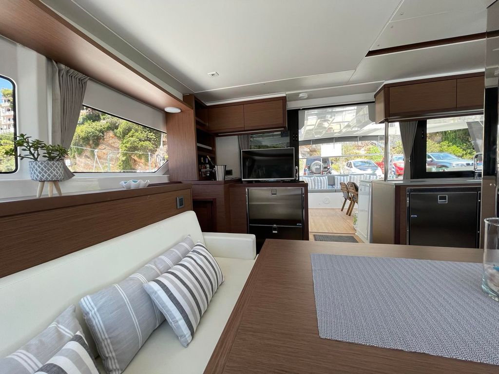 Boat picture 16